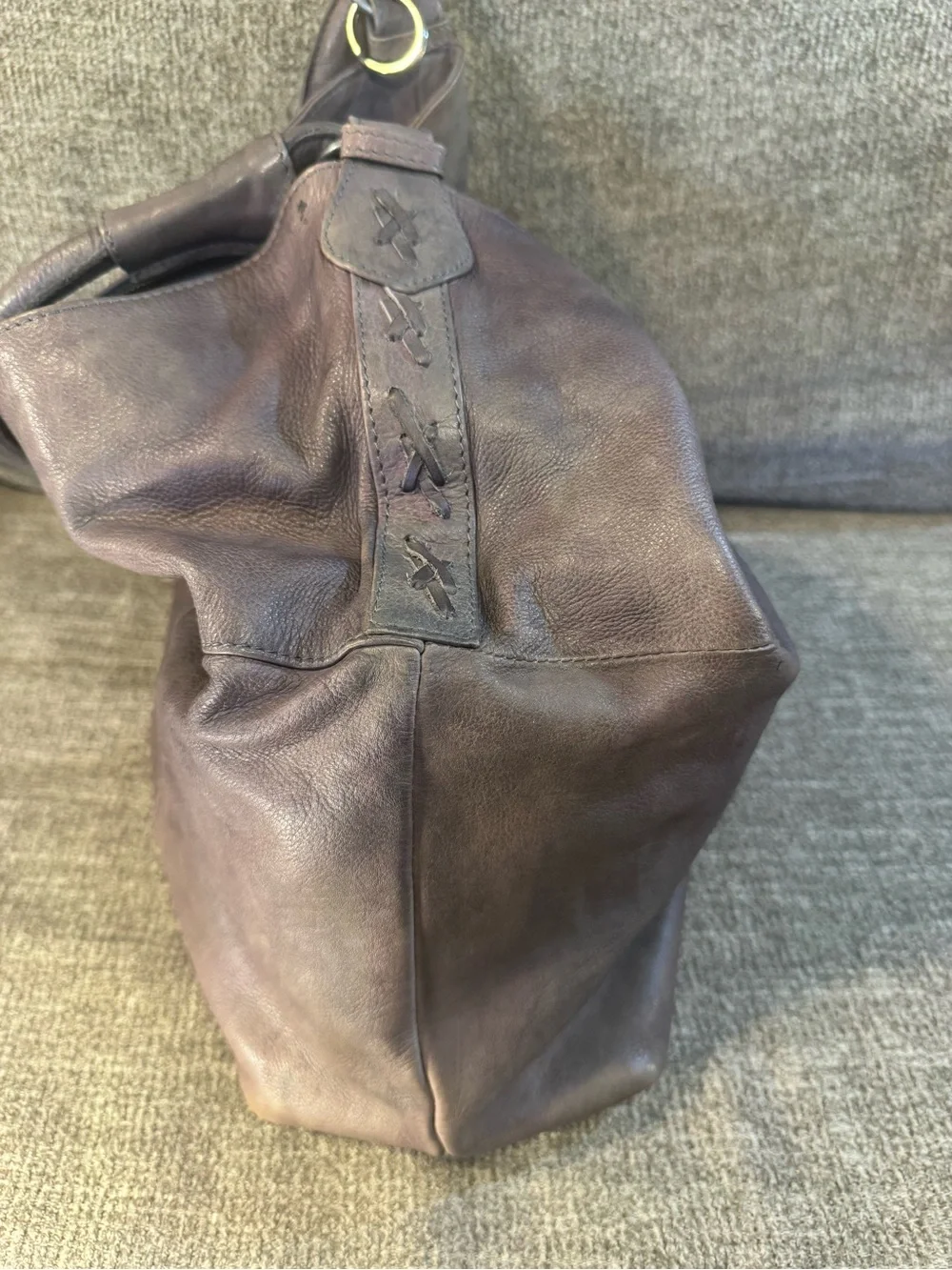 Day & Mood hobo bag crafted washed distressed leather taupe/grey shade - Picture 4 of 15